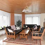 Ostanak kod kuće Stevin Ranc *