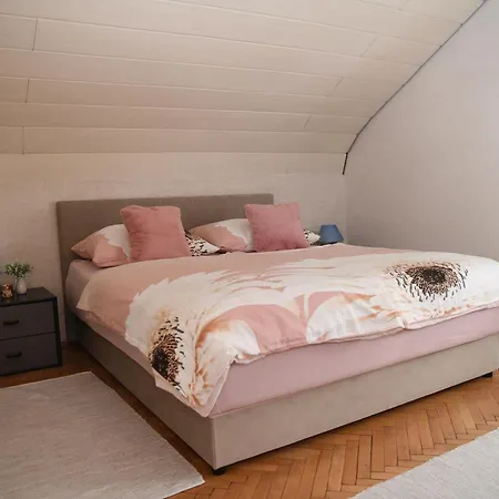 Habitación en casa particular Stevin Ranc *