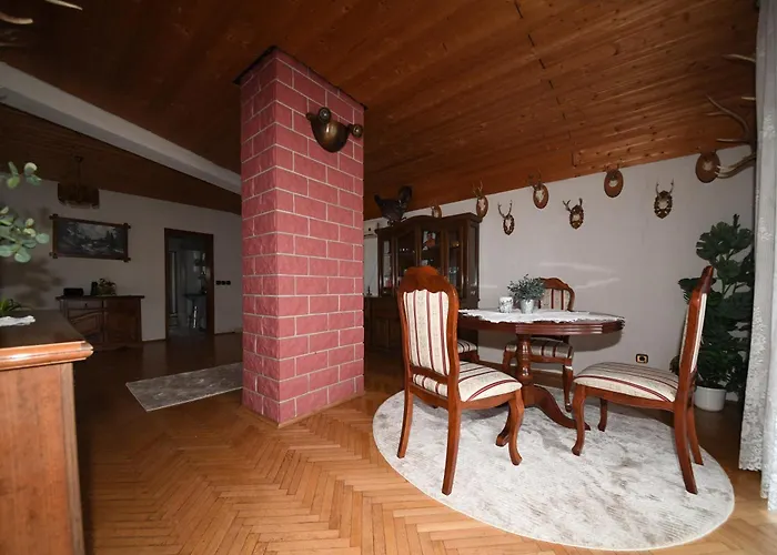 Quarto em Acomodações Particulares Stevin Ranc *