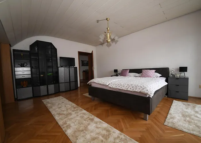 Quarto em Acomodações Particulares Stevin Ranc